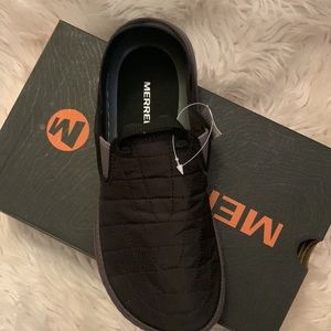 Merrell women’s moccasin style shoes